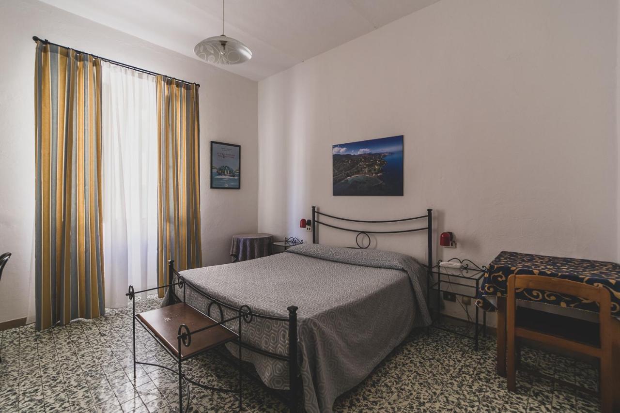 Hotel Alfiero Porto Santo Stefano  Zimmer foto