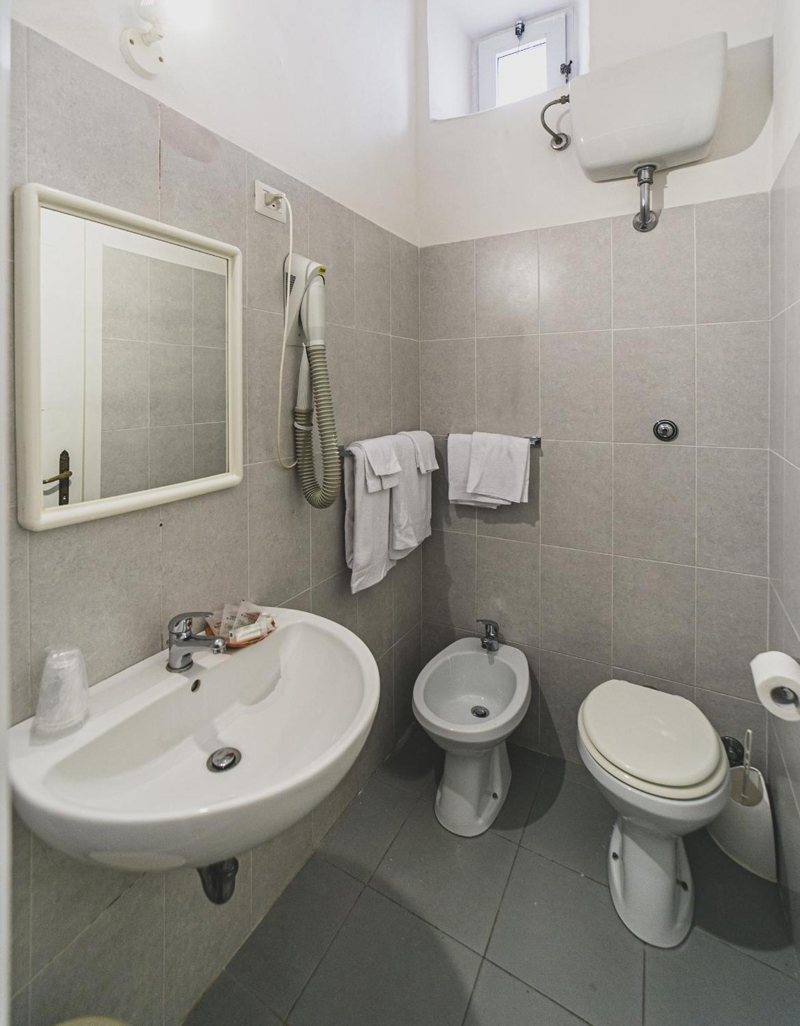 Hotel Alfiero Porto Santo Stefano  Zimmer foto